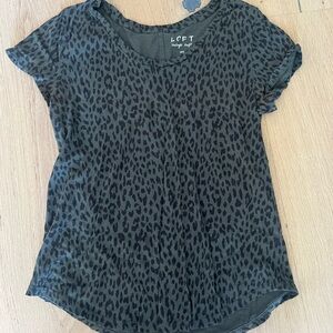 LOFT Green Leopard Print Short Sleeve Top